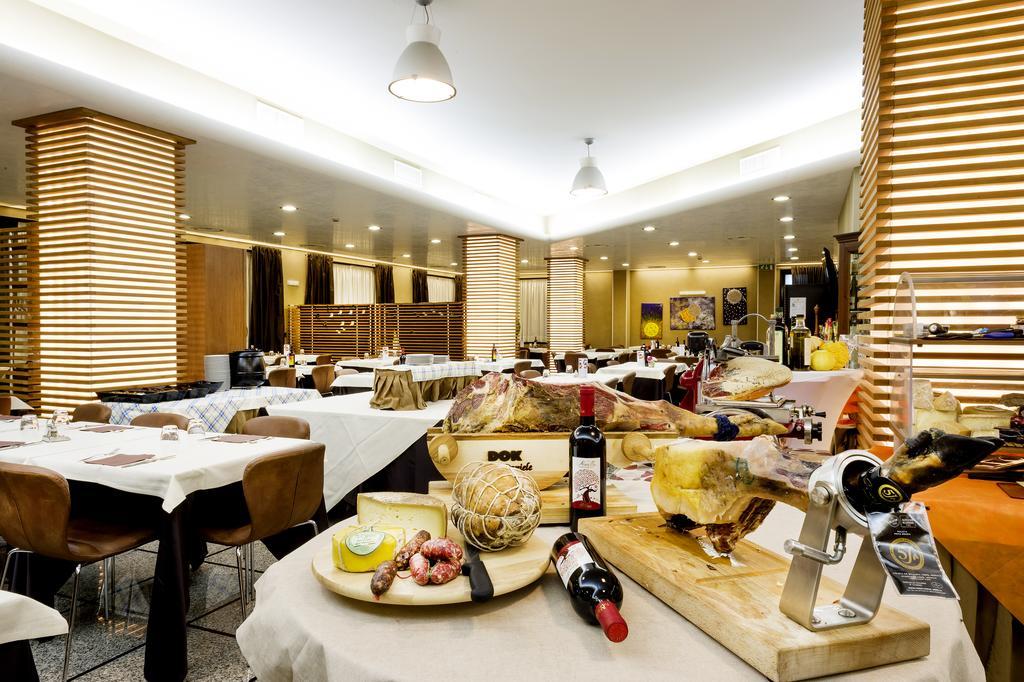 Hotel Ristorante Dragonara Сан-Джованни-Театино Экстерьер фото